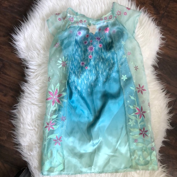 Elsa’s Summer Dress Costume for Dress-Up - Picture 1 of 5